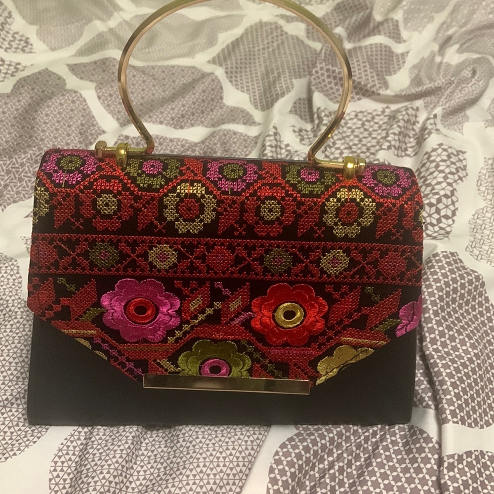 Machine embroidered handbag falahii custom handbag